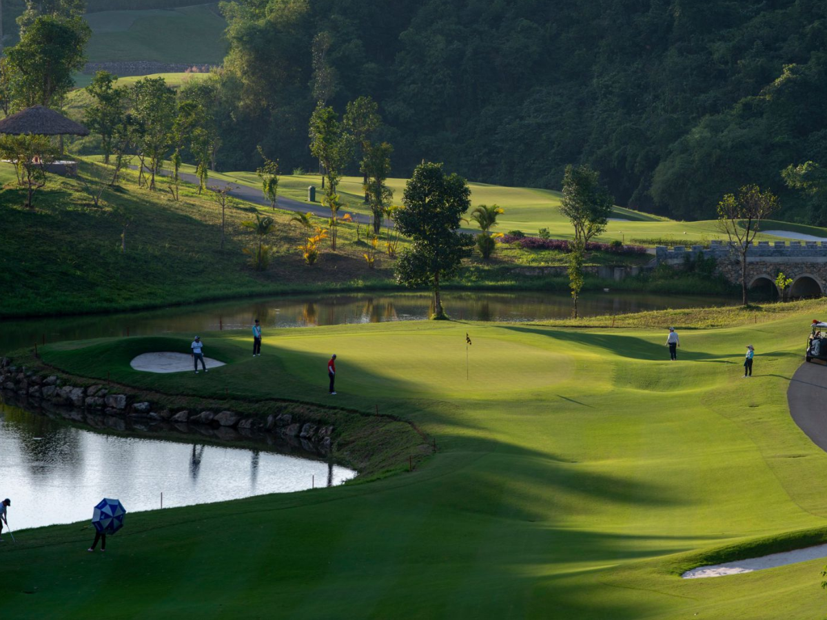 Twilight Golf là gì