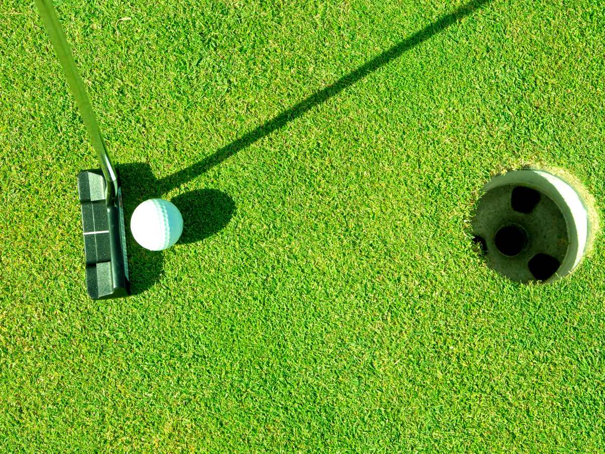 Kinh nghiệm đánh golf trong gió lớn