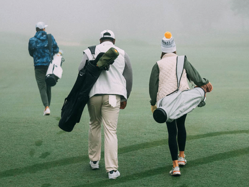 cần chuẩn bị khi đi đánh golf mùa đông