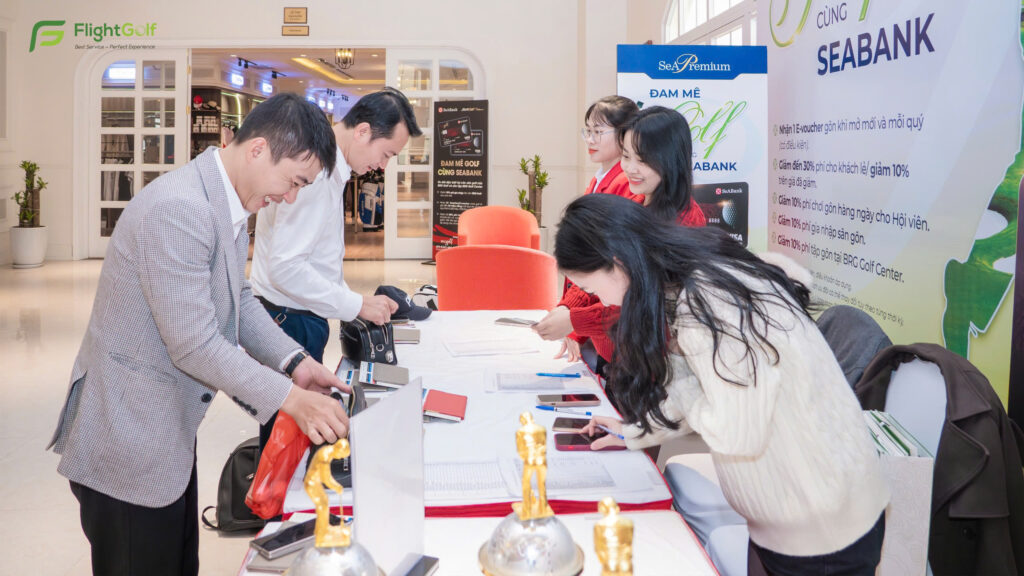 Chi phí tổ chức giải golf