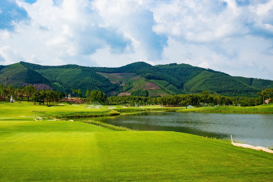 Silk Path Đông Triều
