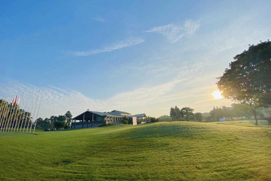 sân golf Heron Lake